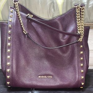 Michael Kors Shoulder Bag in Plum Purple